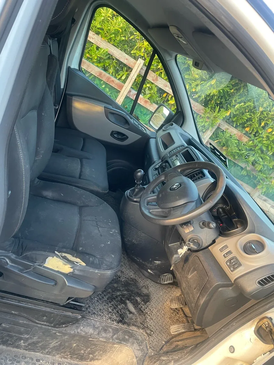 Renault trafic - Image 4