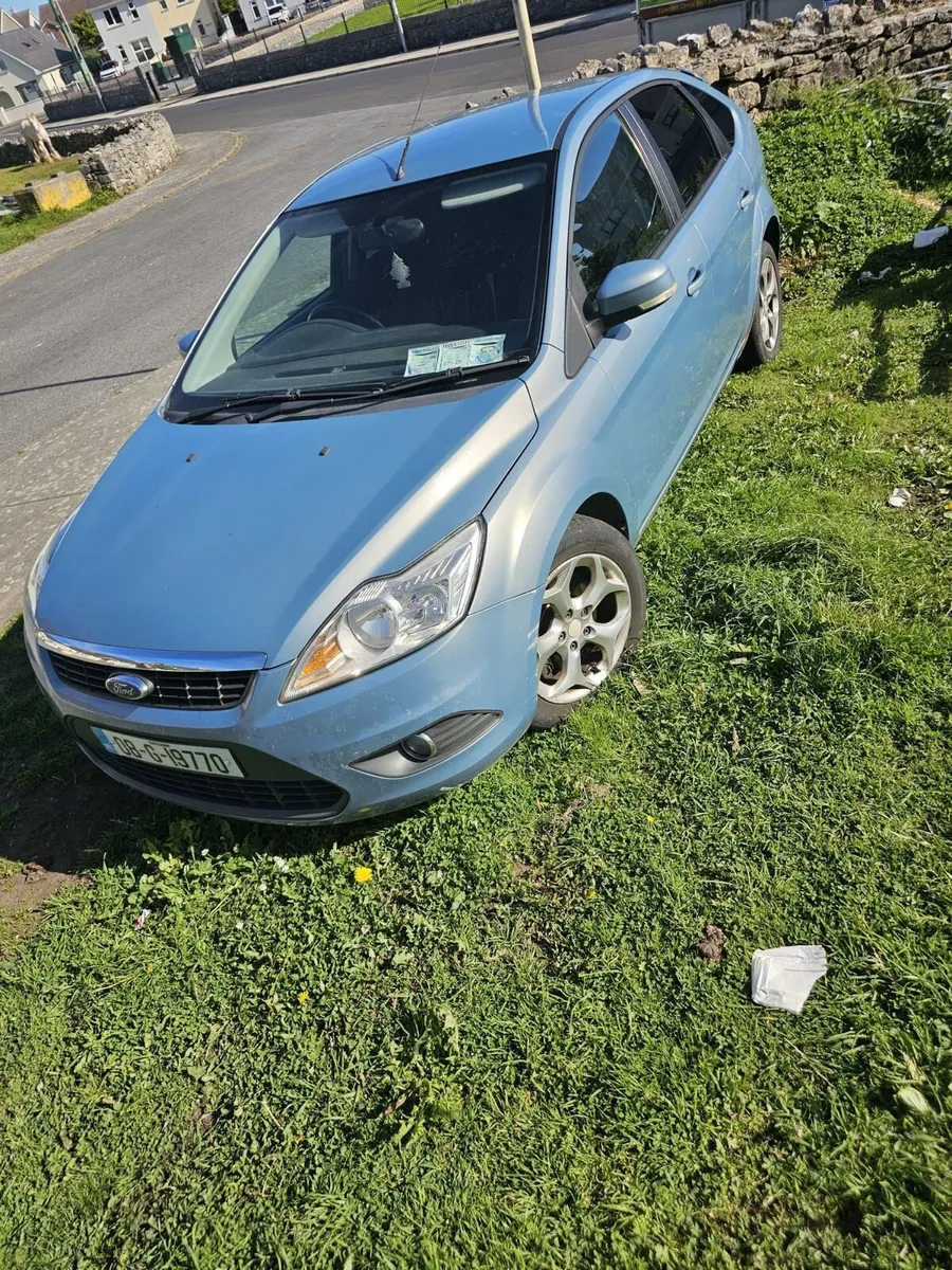 2008 Ford focus - Image 2