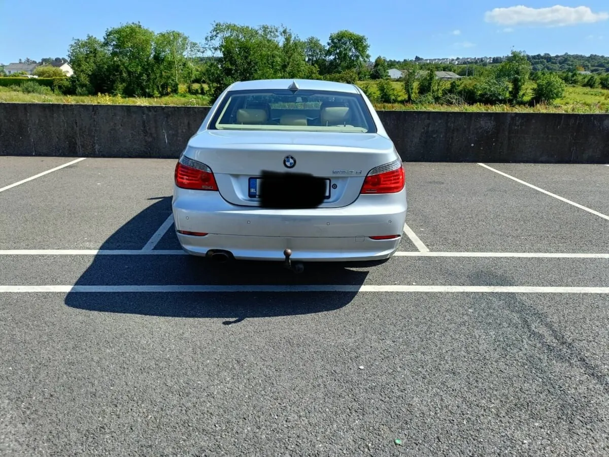 BMW 5-Series 2008 - Image 3