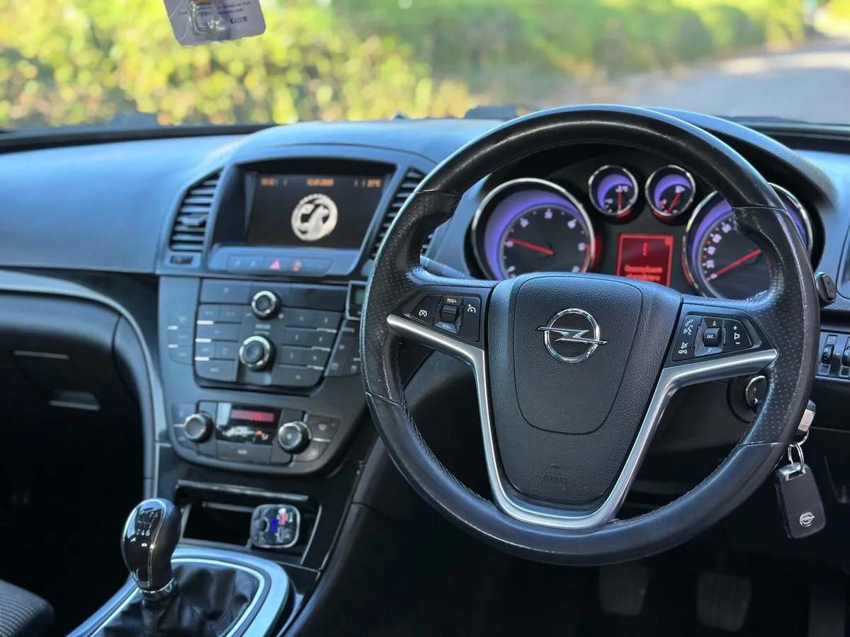 Opel Insignia 2011 - Image 3