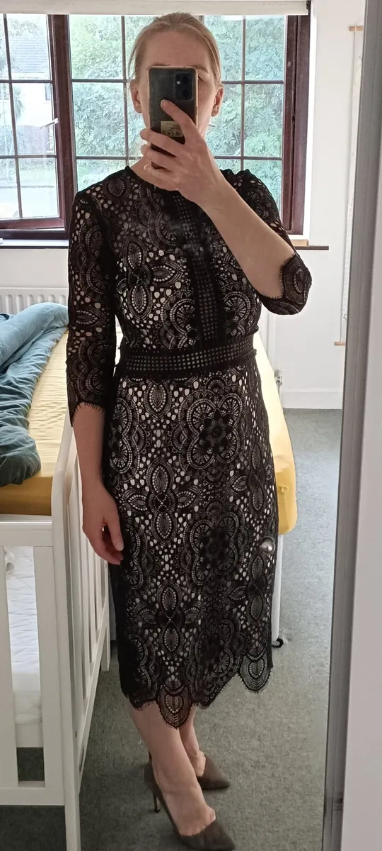 Black lace dress - Image 1