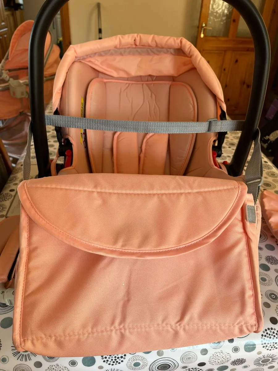 Newborn Car Seat - Image 2