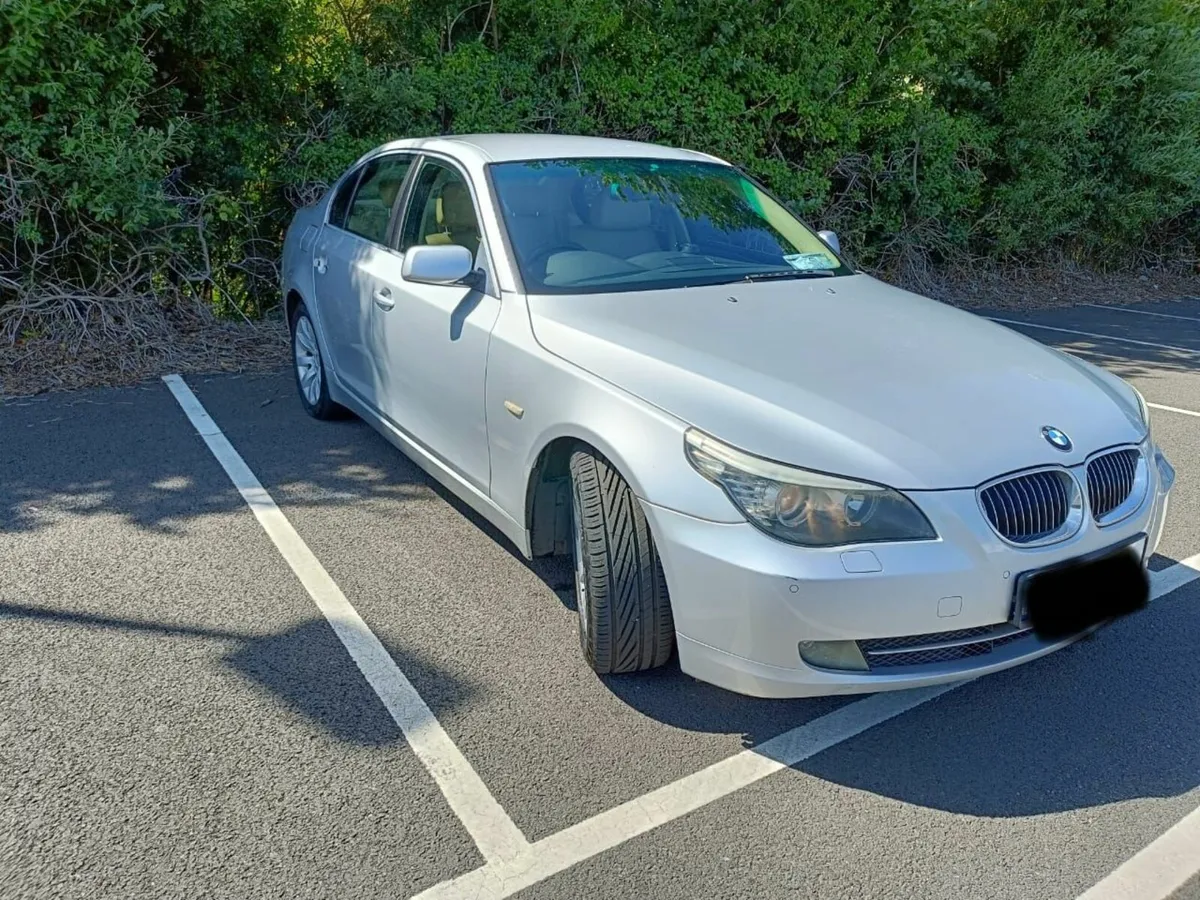 BMW 5-Series 2008 - Image 1