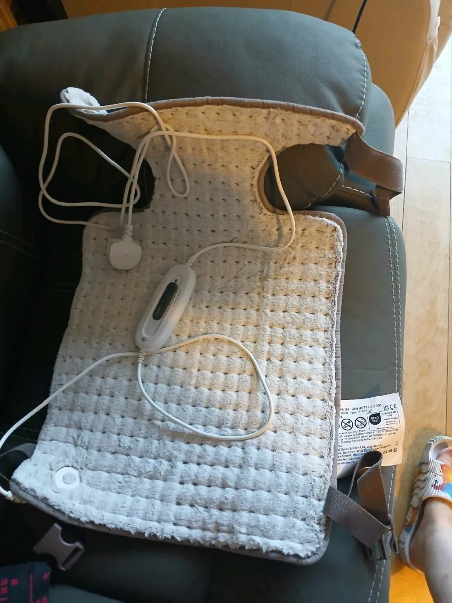 Back and neck heater - Image 1
