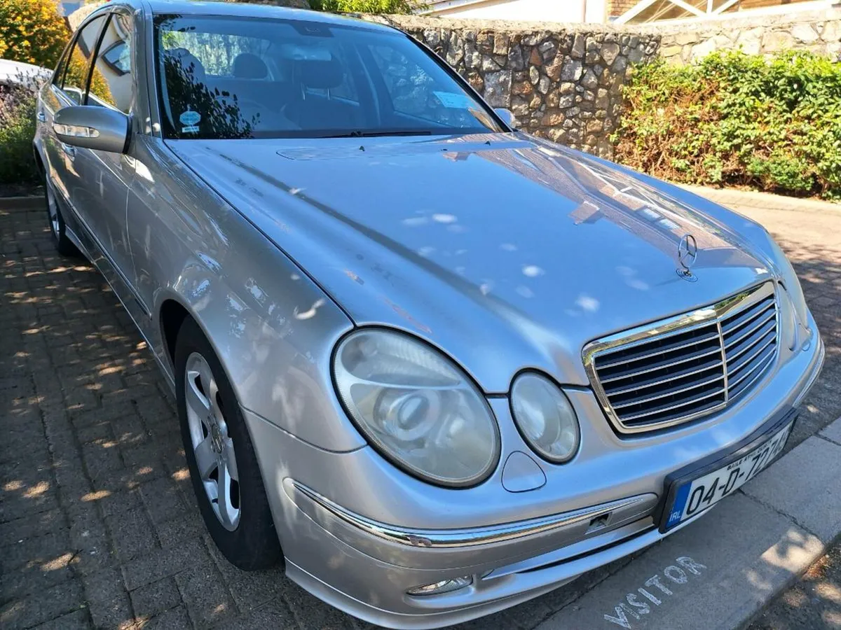 Mercedes Benz W211 E240 V6 177 bhp Avantgarde - Image 1