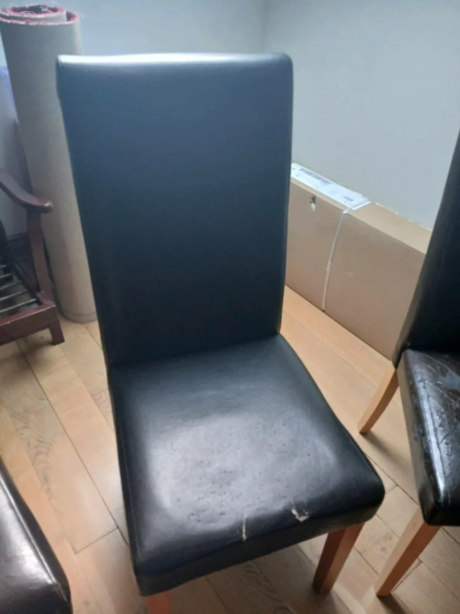 5 chairs - Image 4
