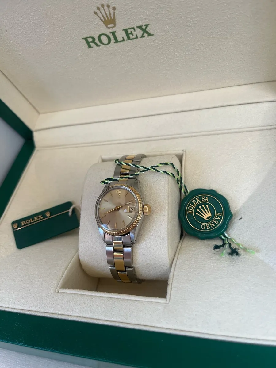 Rolex Datejust Two Tone - Image 2