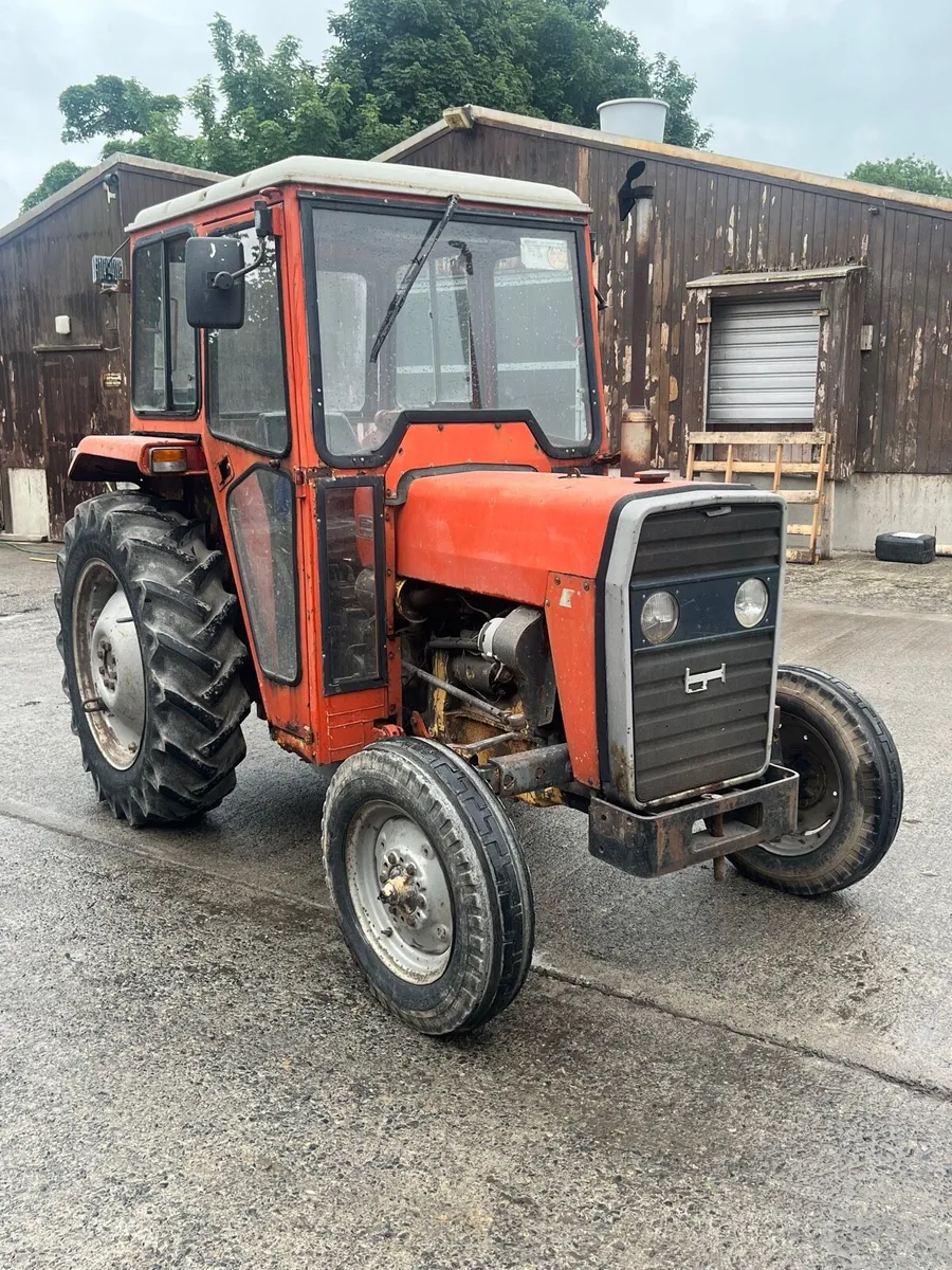 Massey Ferguson 240 - Image 1