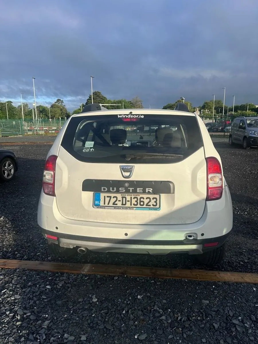 2017(2)Dacia Duster - Image 4