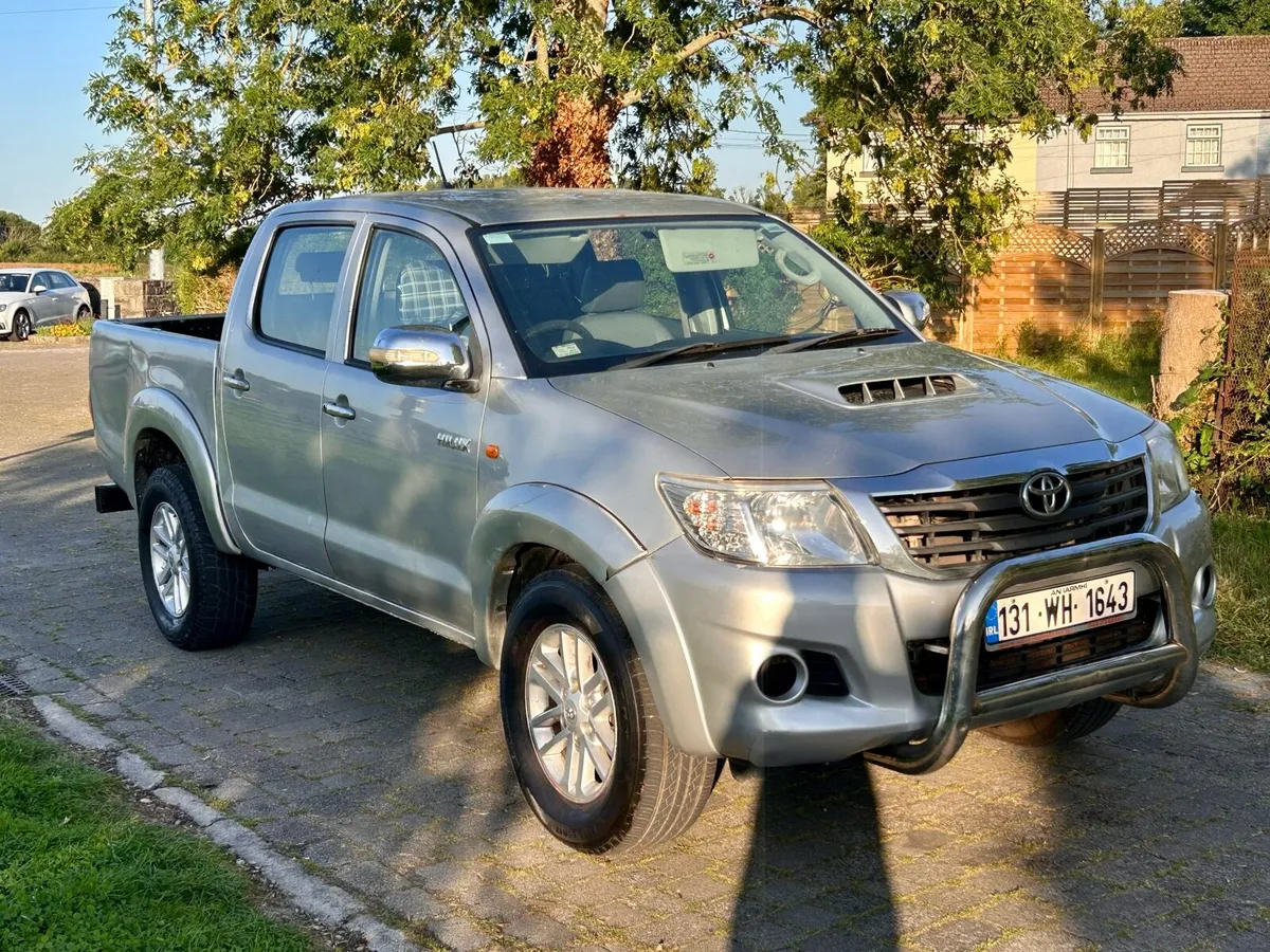 131 Toyota Hilux 2.5 New doe - Image 2