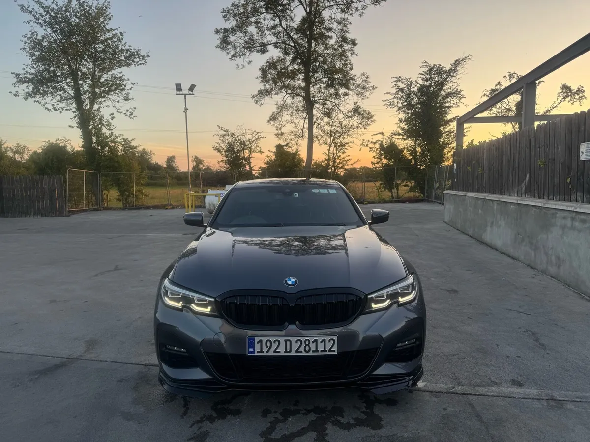 BMW 330e M-Sport 2019 - Image 1