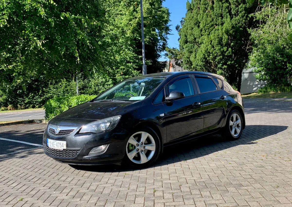 Opel Astra 2012 1.7 CDTI new nct 9/26 - Image 1