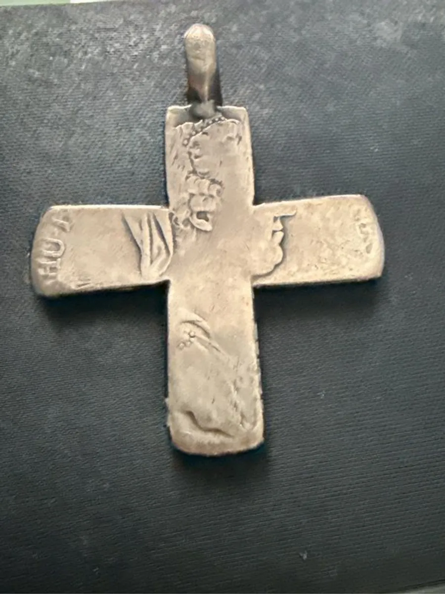 Antique Ethiopian Cross Pendant made from Maria Theresa Thaler. Age: between 100-130 years - Image 2
