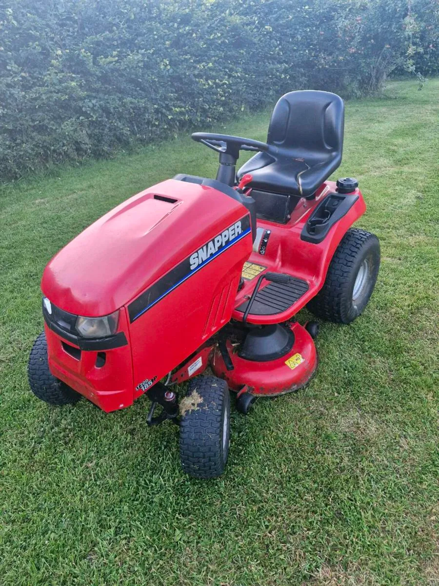Snapper ride on mower Delivery available - Image 1