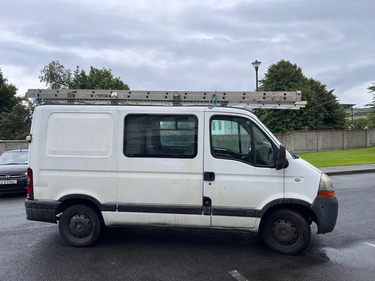 Renault master 7 seat crew cab - Image 2