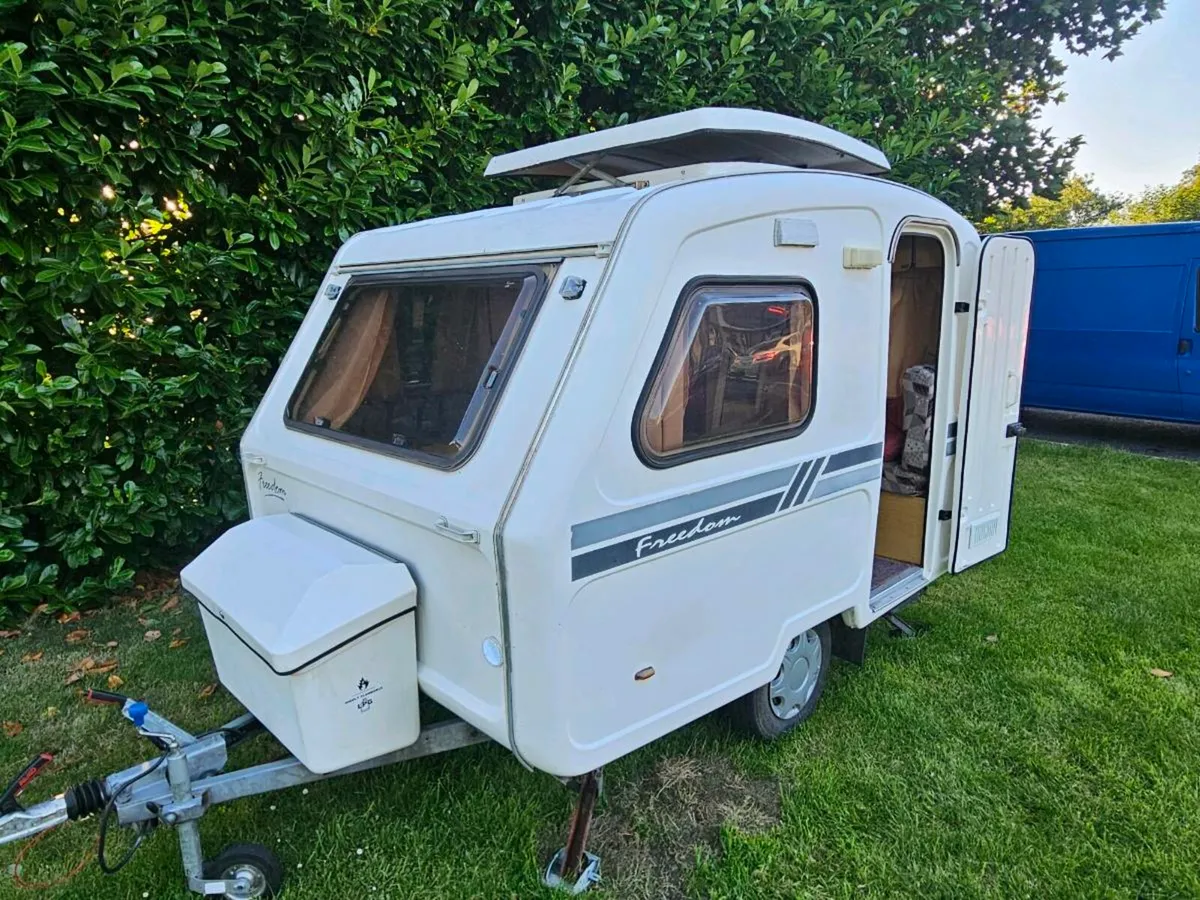 Freedom Super  lightweight (3 berth) - Image 1