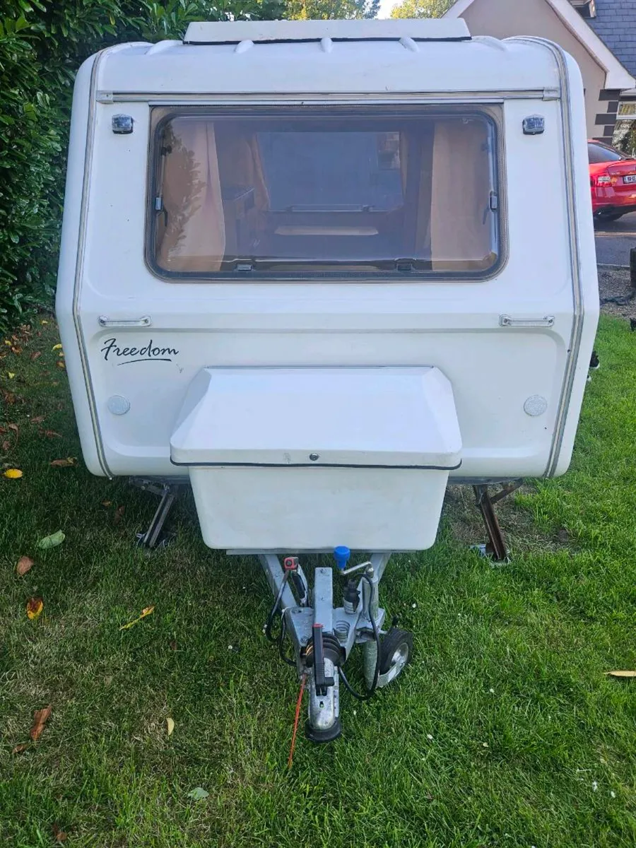 Freedom Super  lightweight (3 berth) - Image 4