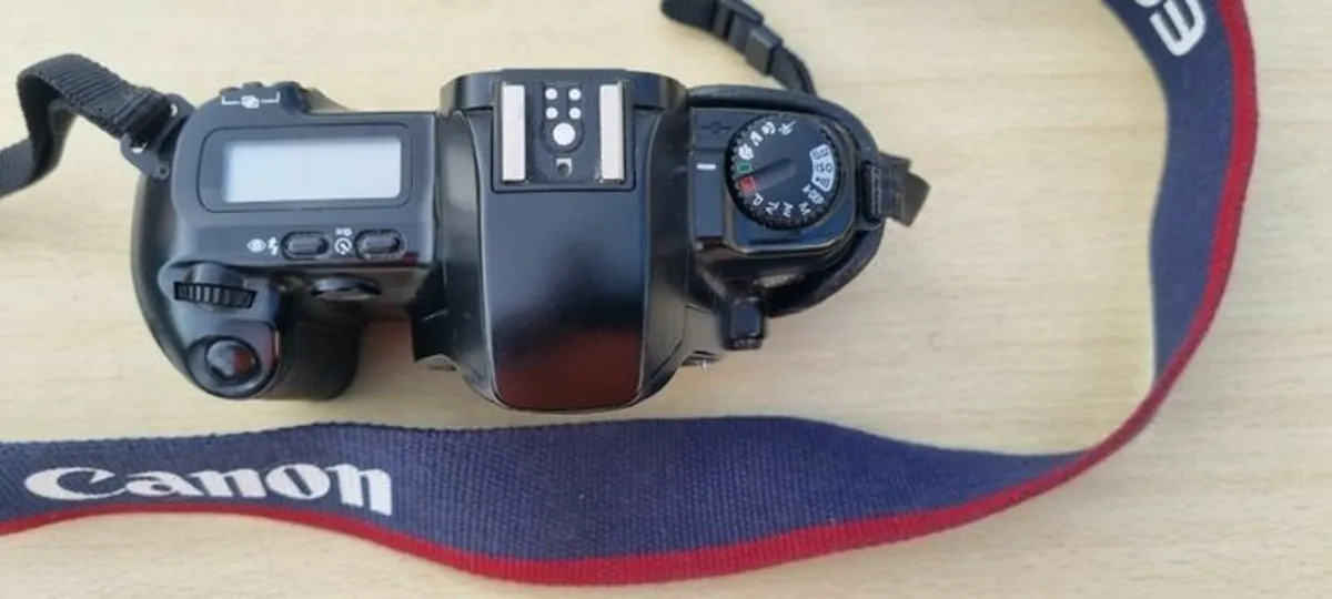 Canon EOS 500 body - Image 4