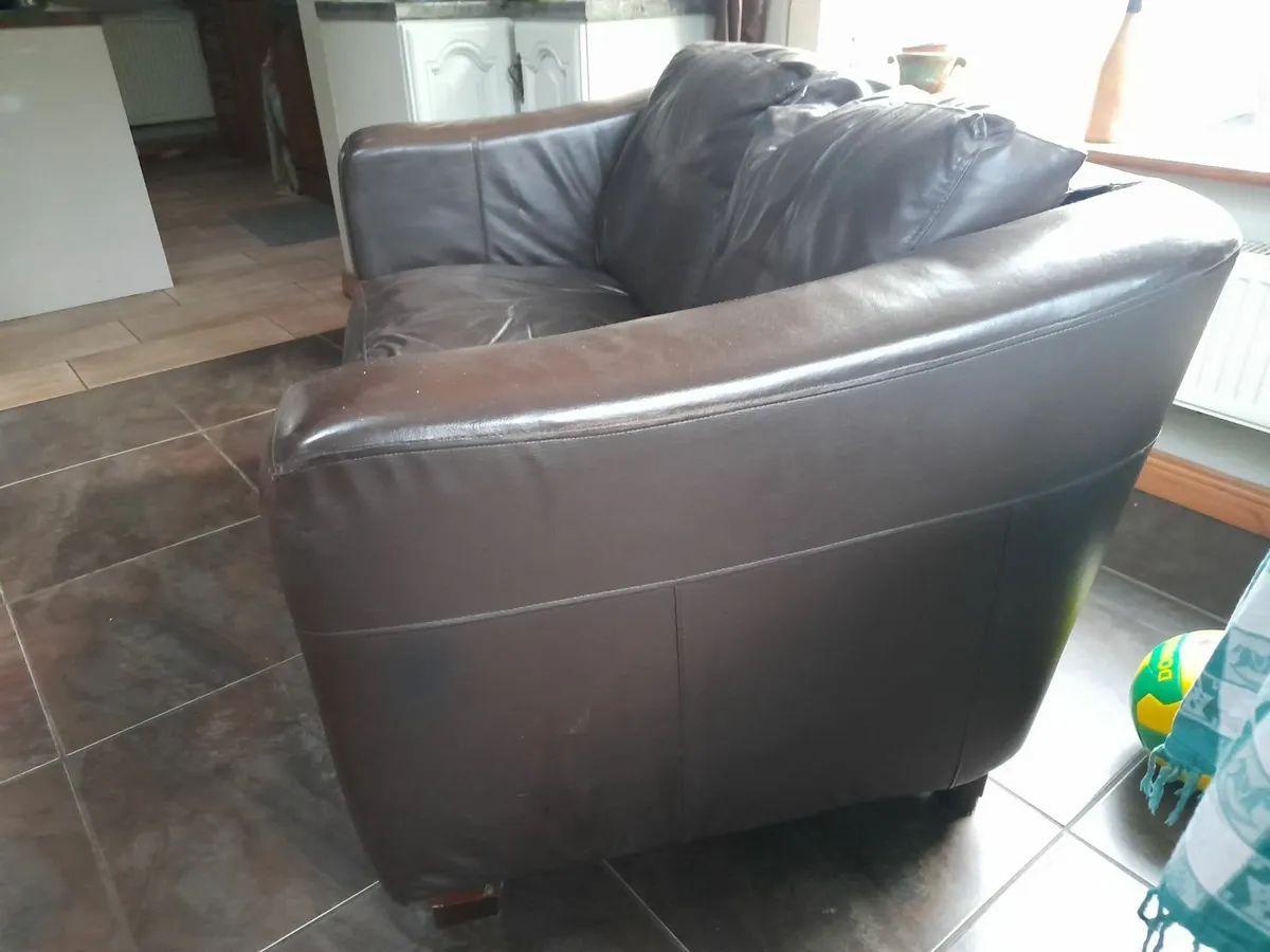 Sofa - Image 3