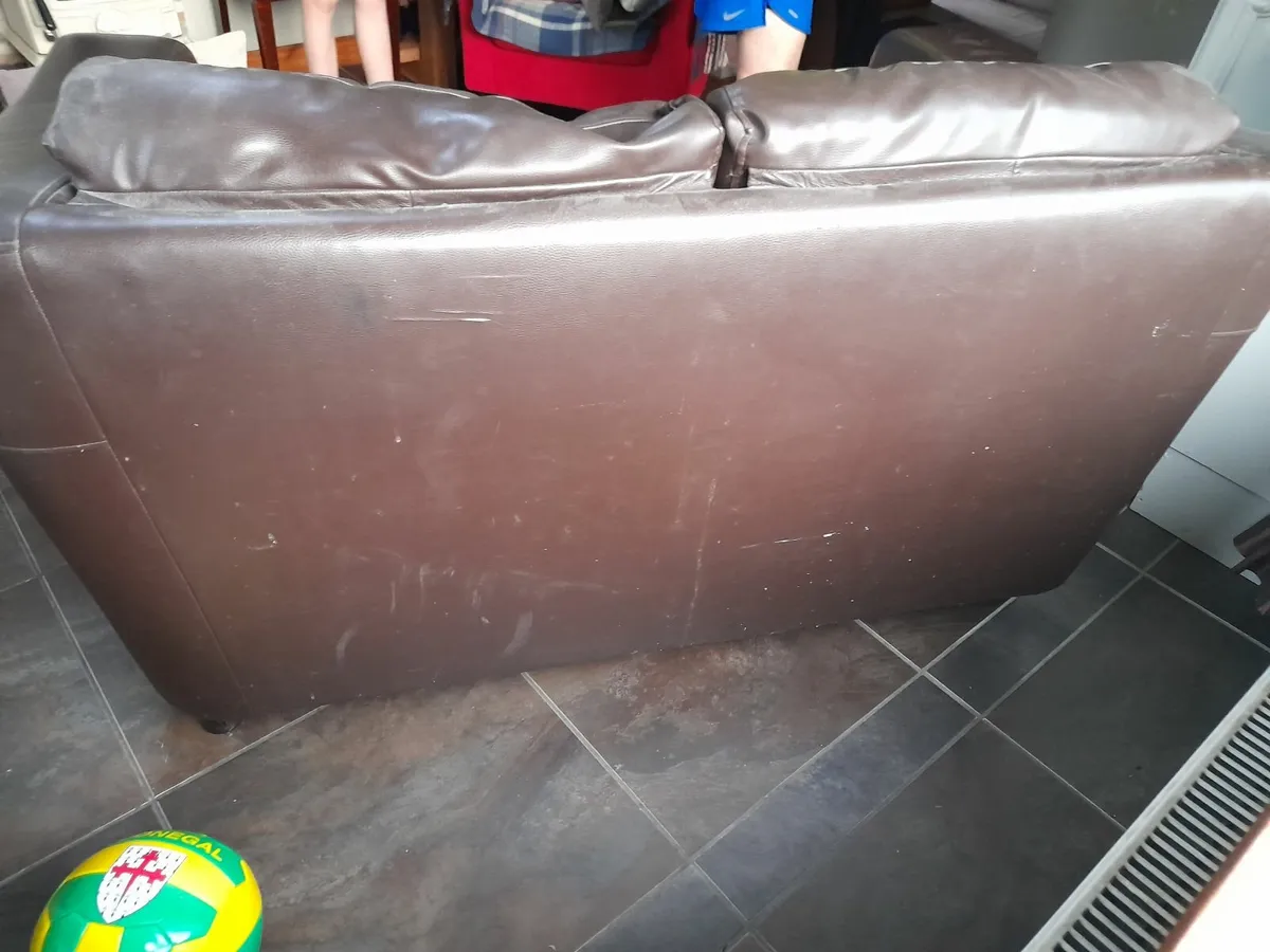 Sofa - Image 4