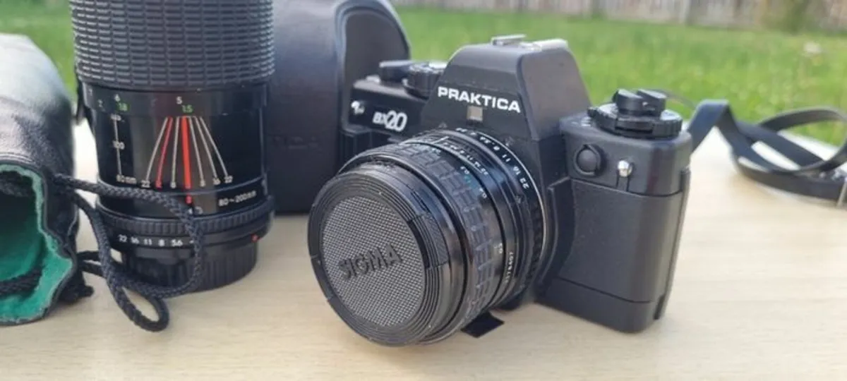 Praktica BX 20 with two lenses - Image 2