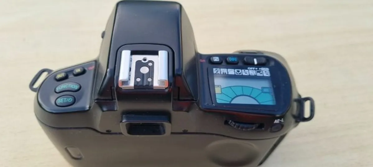 Nikon F70 body - Image 4