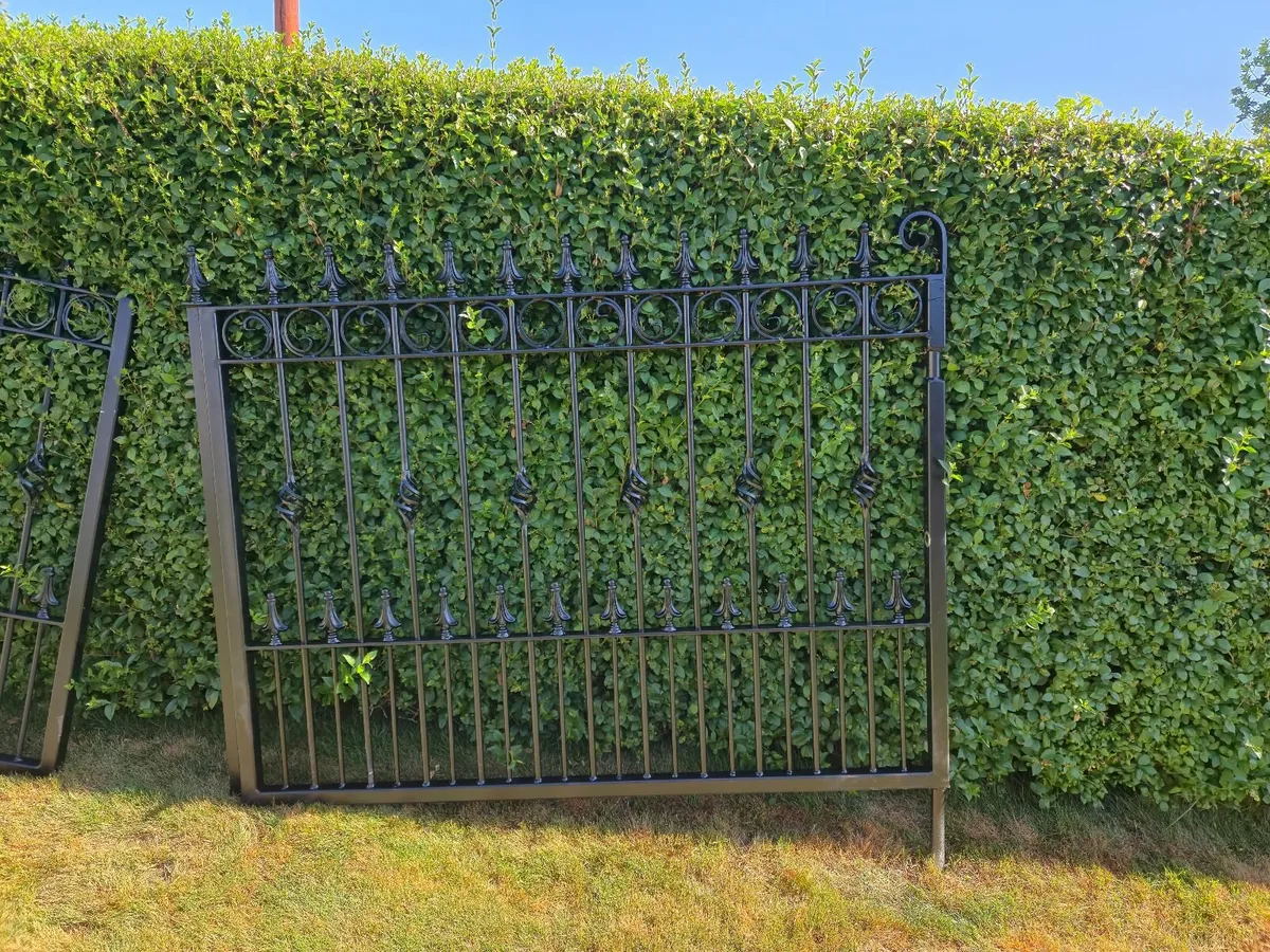New galvanised gate - Image 1