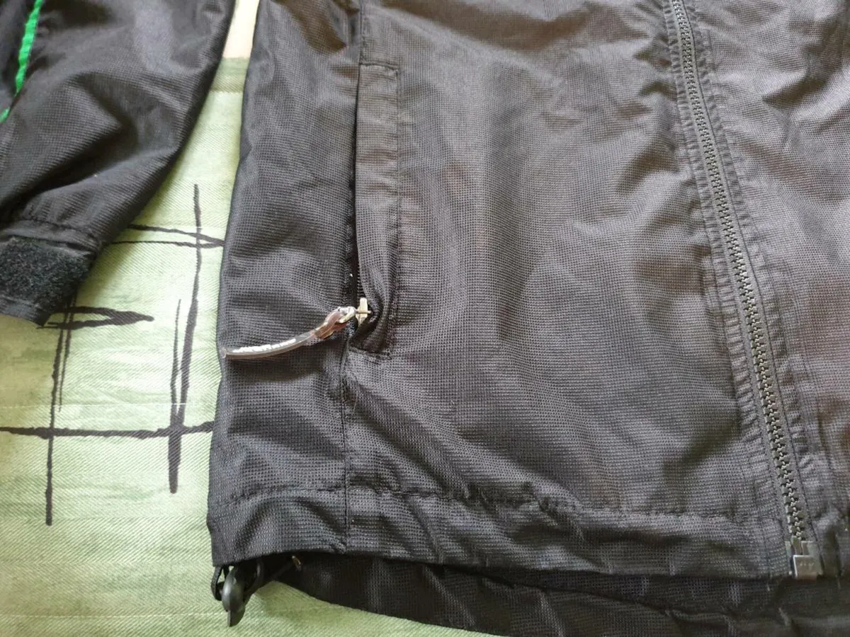 Donegal Gaelic Football Coat 2010 to 2011 - Image 4