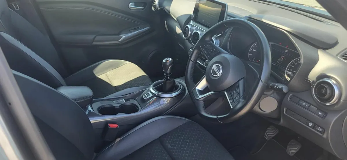 Nissan Juke 2023 - Image 2