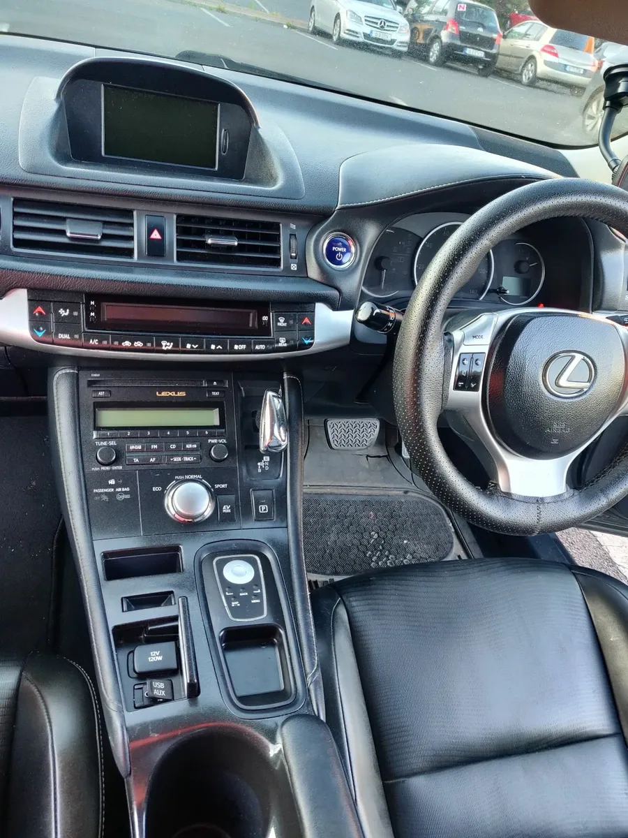 Lexus CT 2012 - Image 4