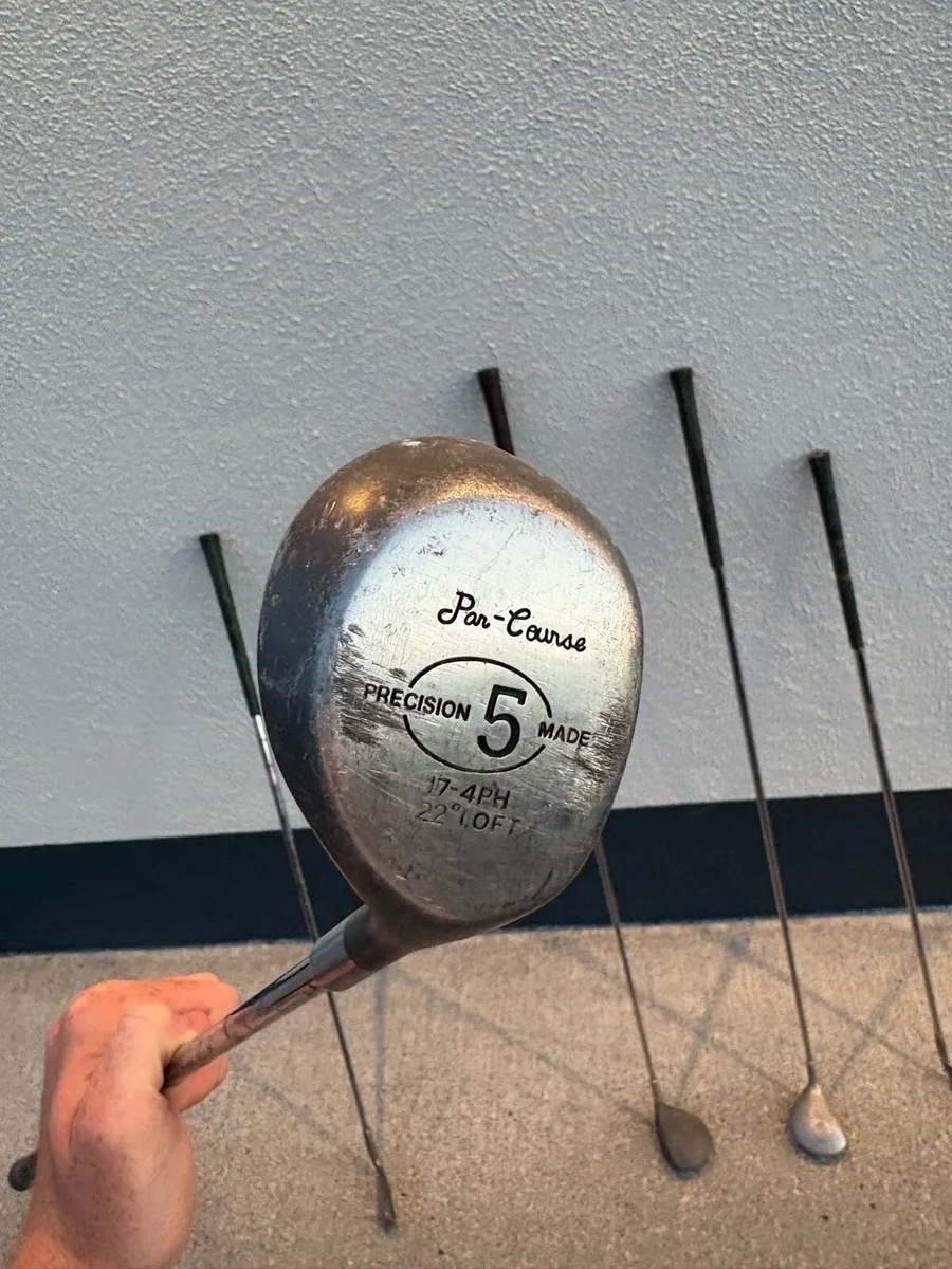 Old/vintage golf clubs - Image 3