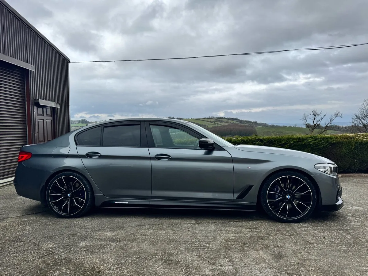 BMW 530D M-Sport Auto - Image 3