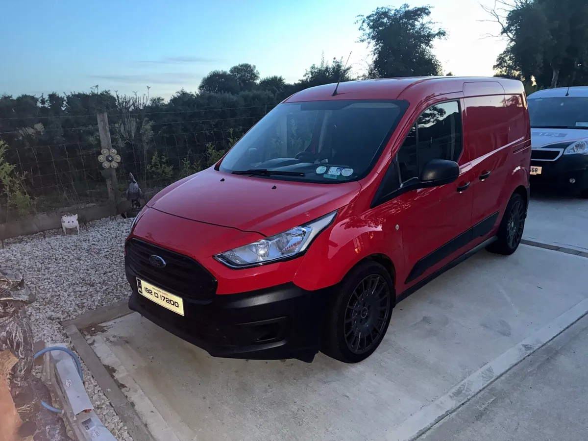 Ford Transit Connect - Image 3