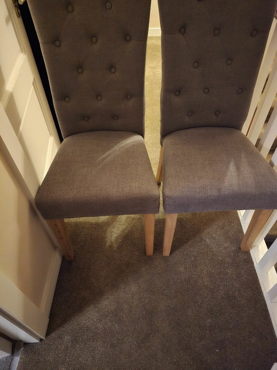 2x Living Room / Kitchen Chairs - Like New - Image 1