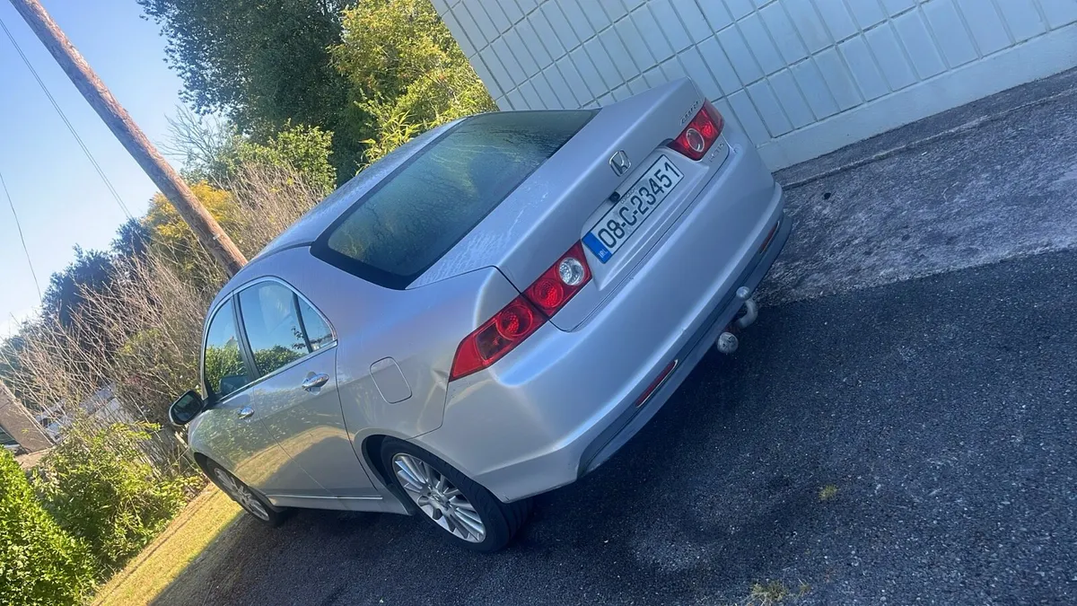 2008 Honda accord 2.2 - Image 1