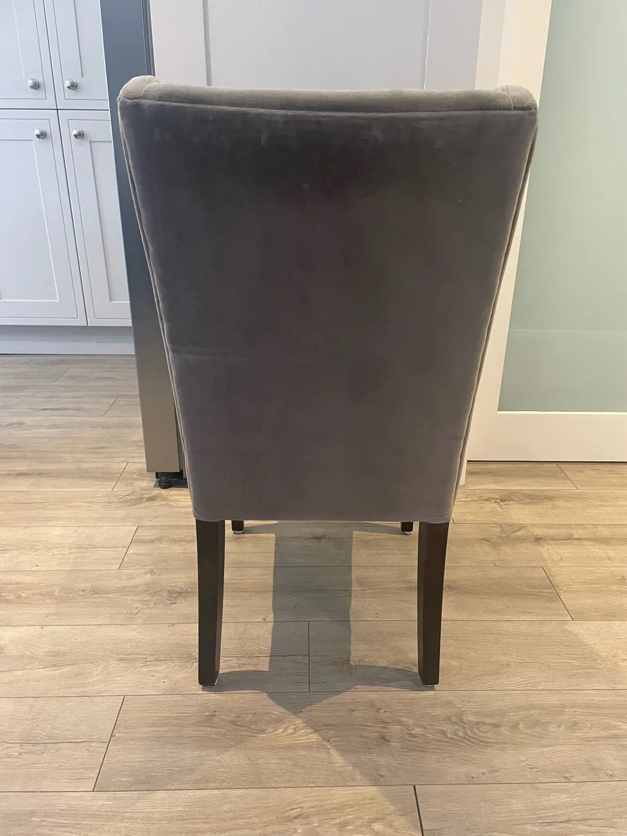 6 Meadows & Byrne Dining Chairs - Image 4