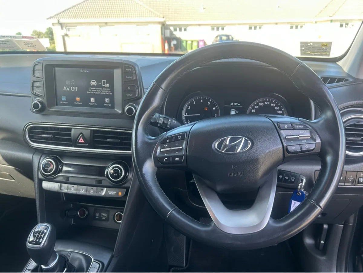 Hyundai KONA KAUAI 2WD PREMIUM 5DR - Image 2