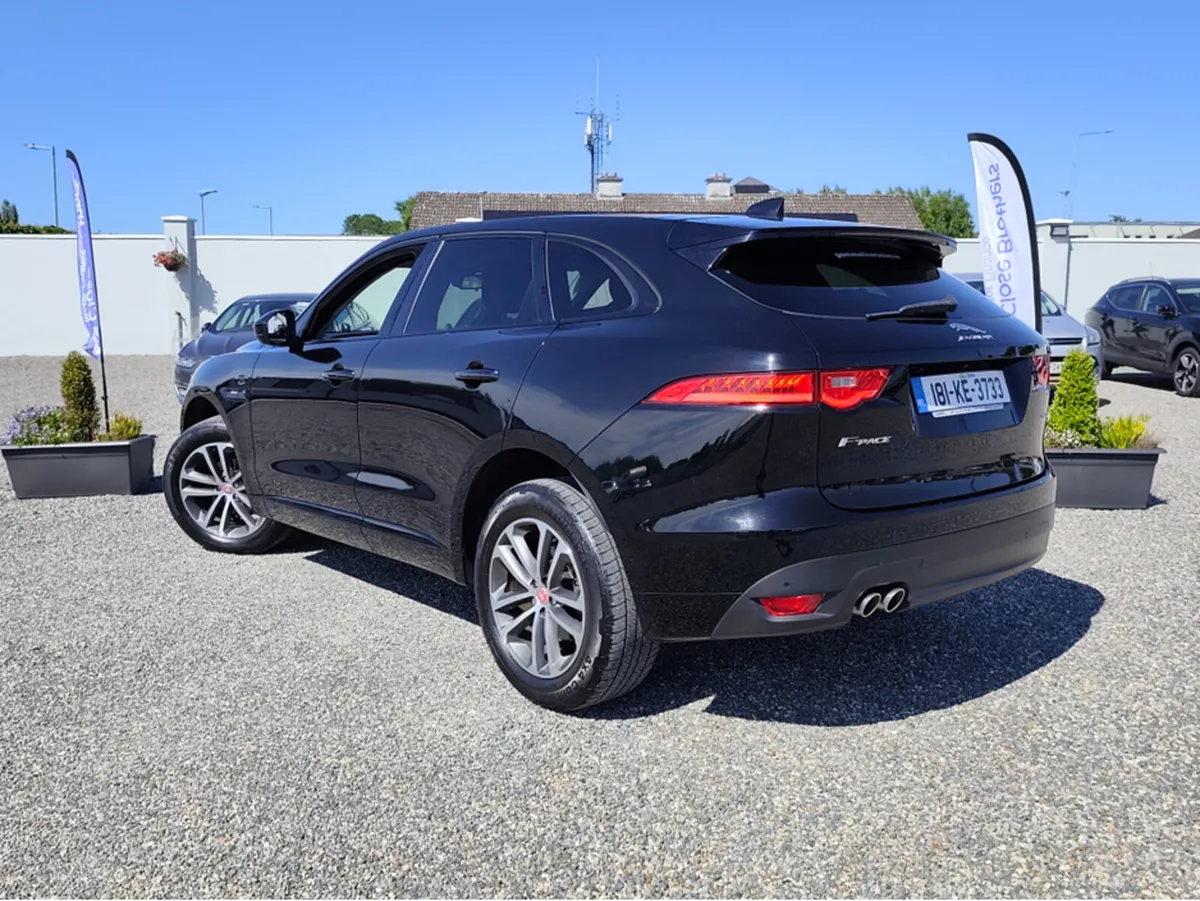 Jaguar F-Pace 18MY 2.0 D 180PS RWD R- - Image 4