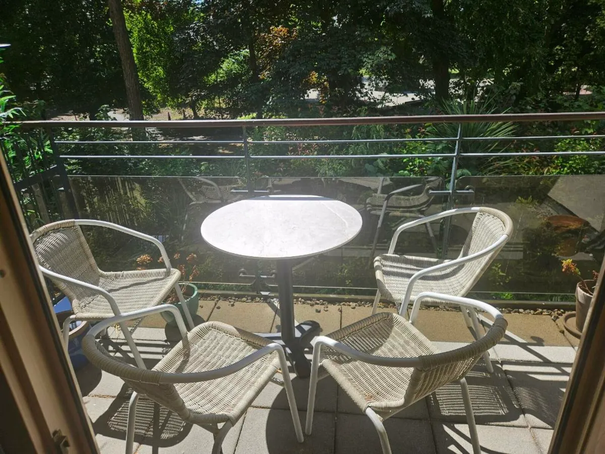 Garden furniture - Image 2