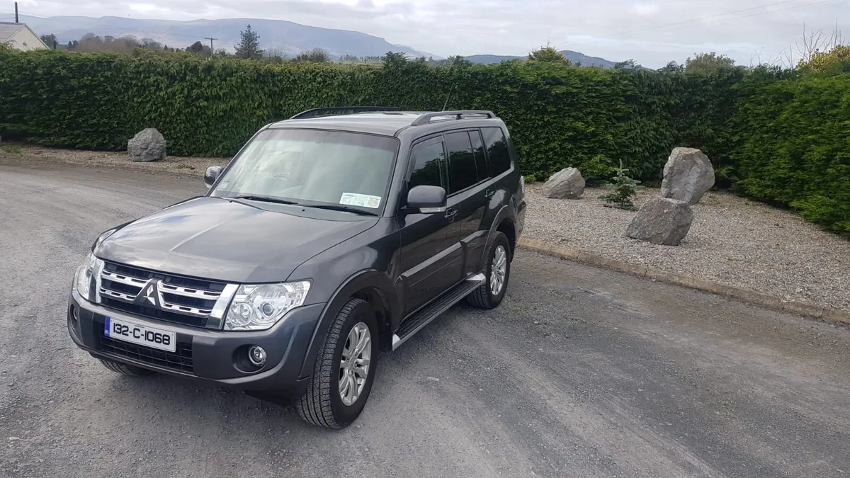 Mitsubishi Pajero - Image 4