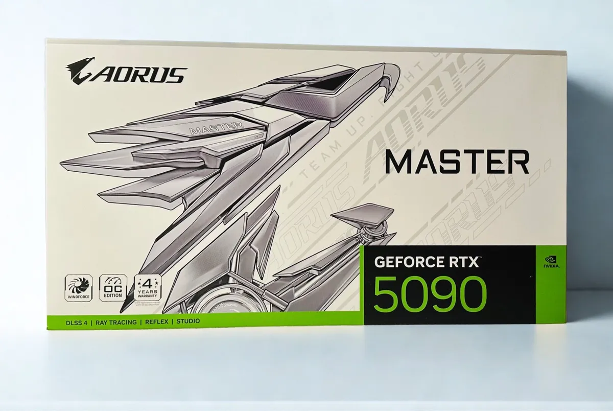 Gigabyte AORUS MASTER RTX 5090 32 GB - Image 1