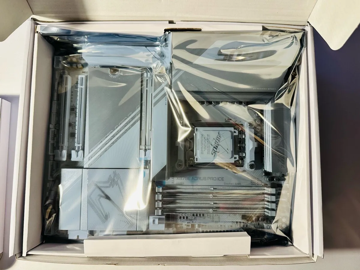 AM5 Bundle - X870E PRO ICE + Memory + Extra - Image 3