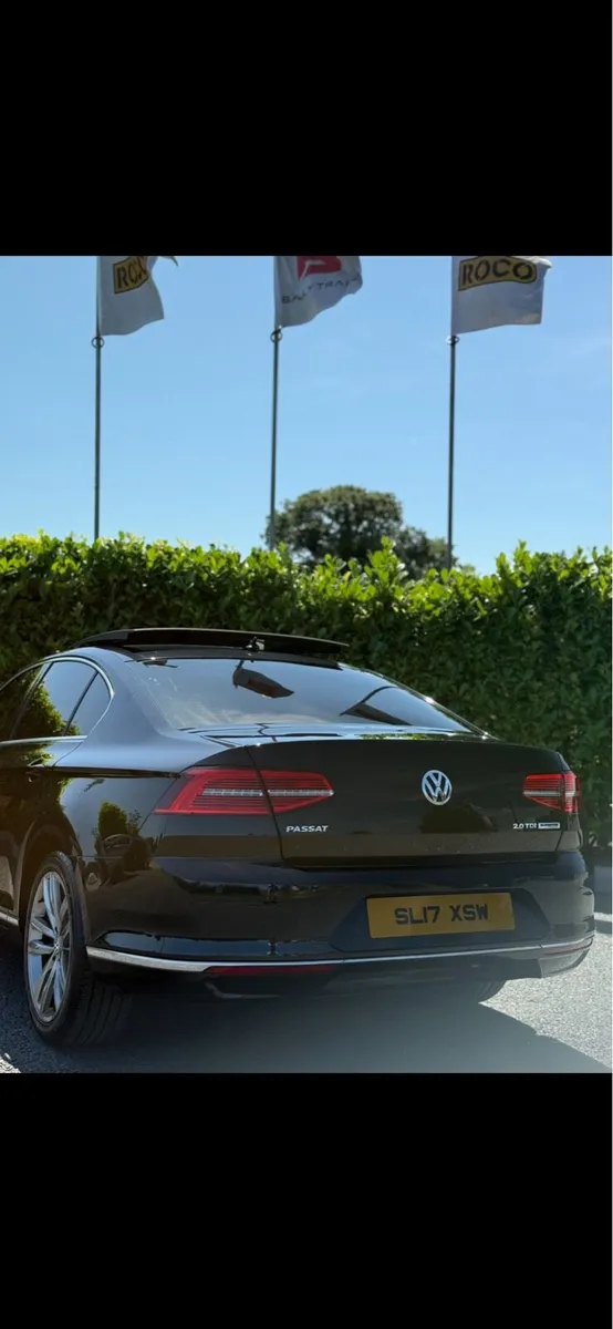 2017 VW PASSAT GT - Image 4