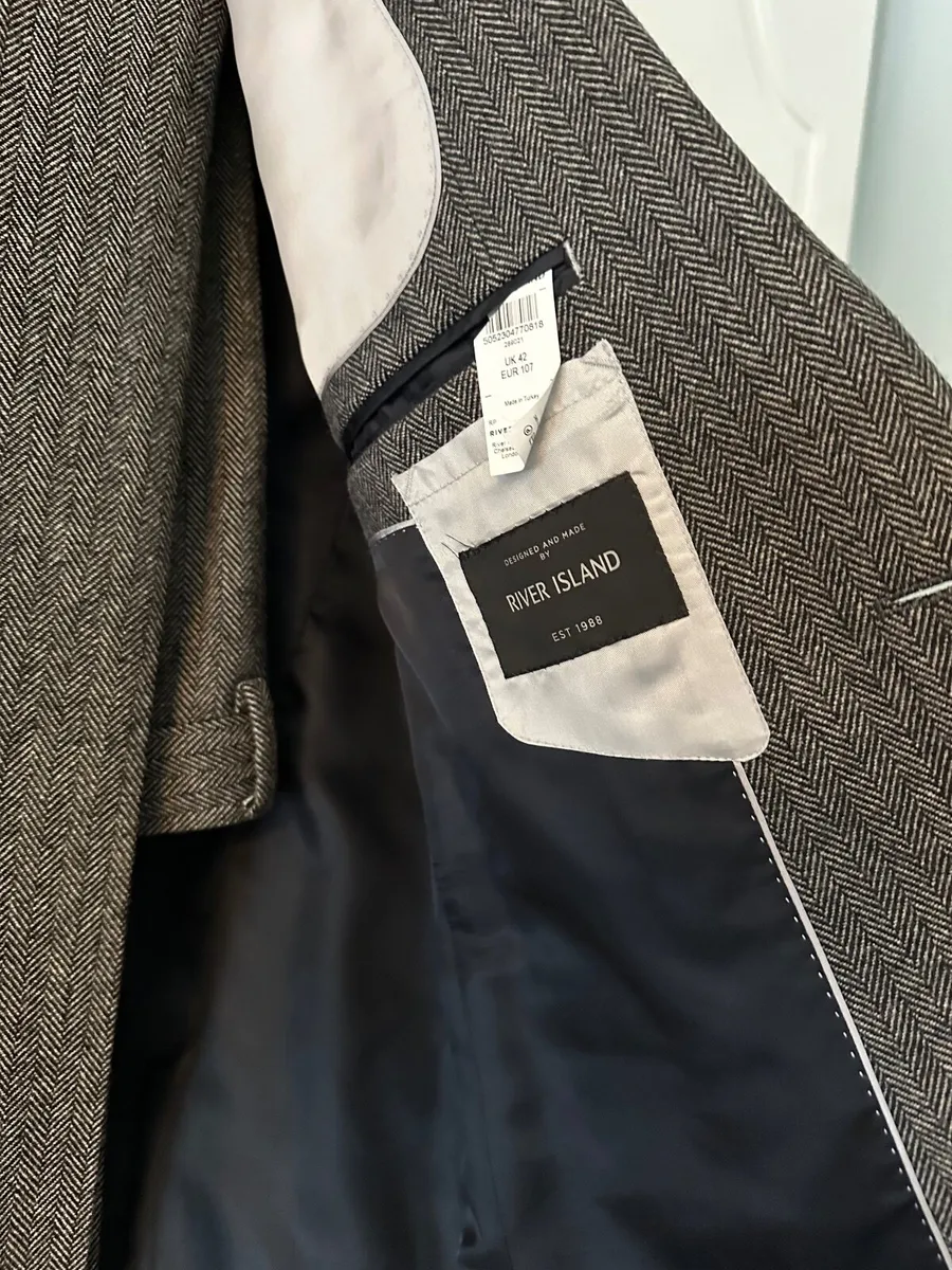 Men’s suits - Image 2