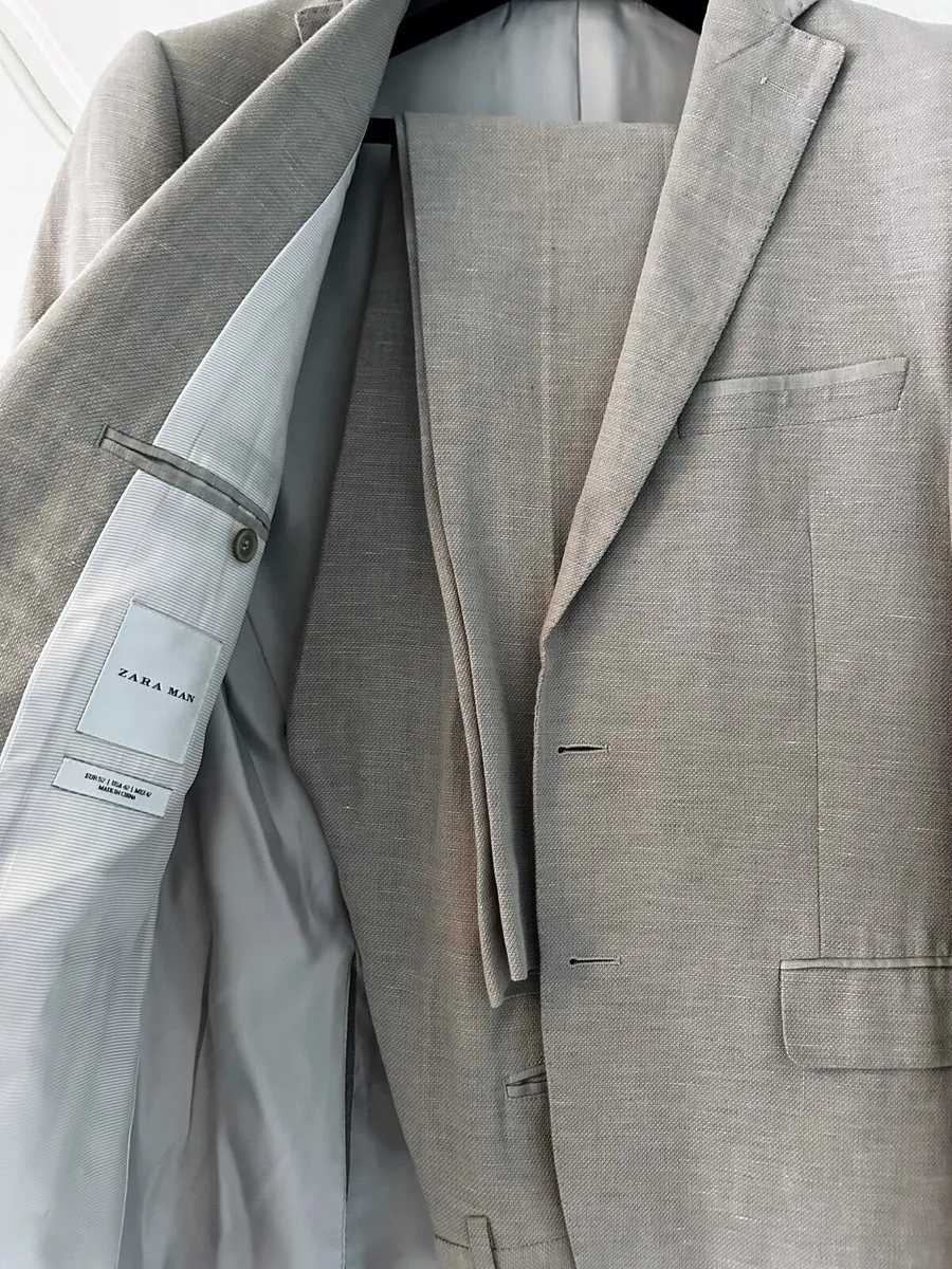 Men’s suits - Image 1