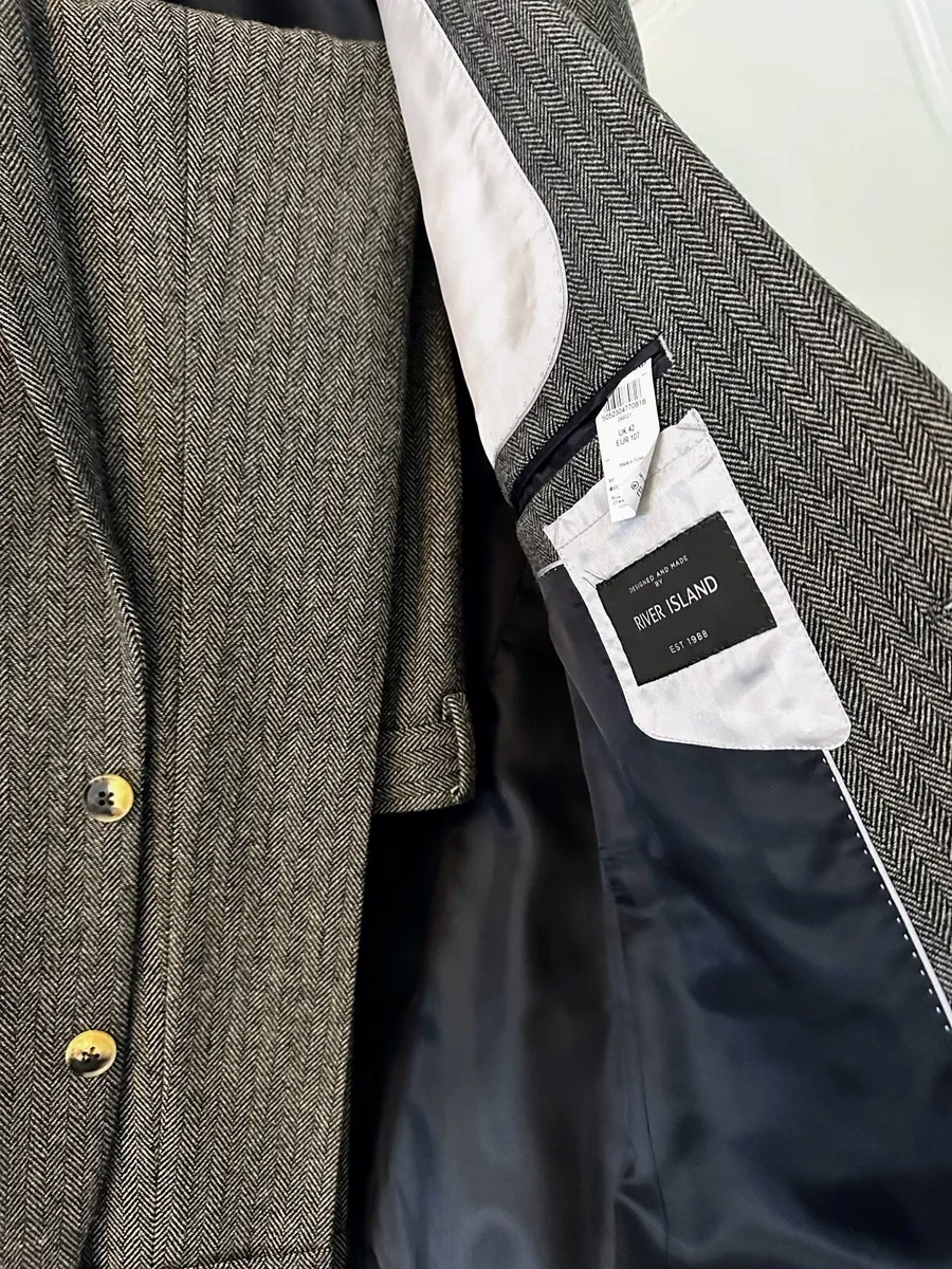Men’s suits - Image 3