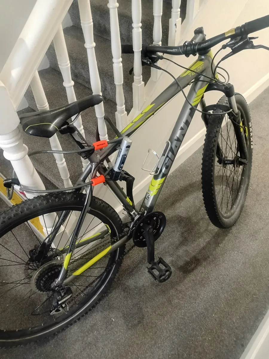 Giant Talon 4 Bike - Image 1