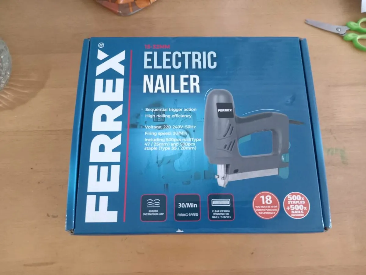 Electric Nailer / Stapler