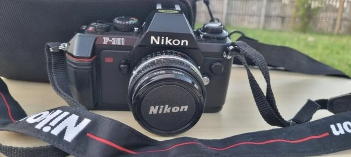 Nikon F301 - Image 1