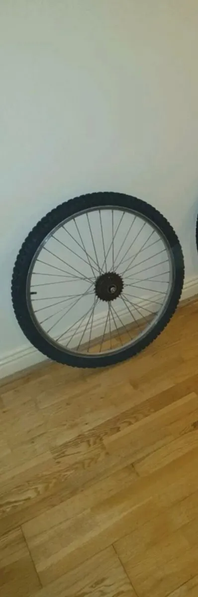 Bike 27.5" Wheel - Image 1